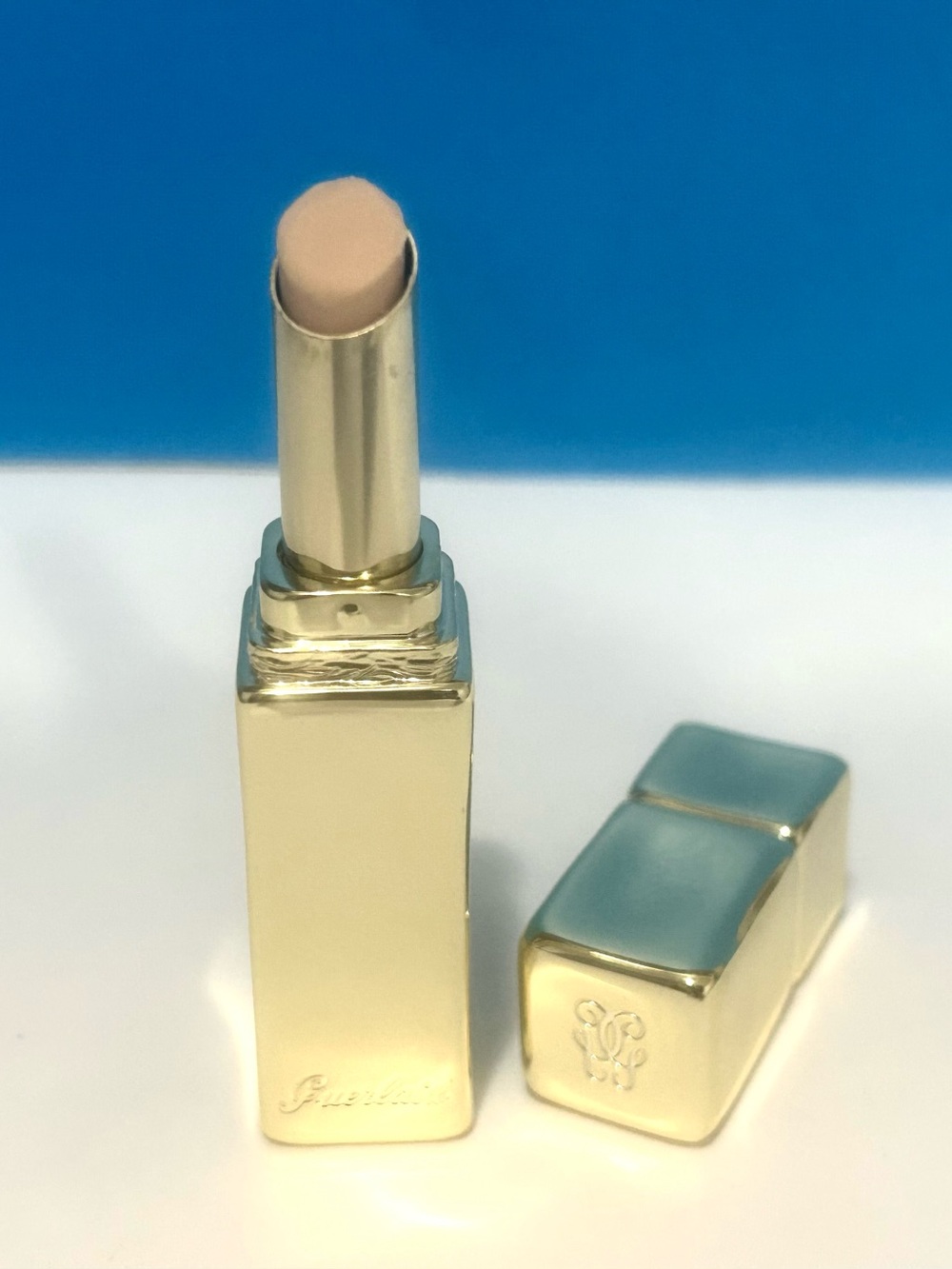 Guerlain Kiss Kiss Liplift Smoothing Lipstick Primer